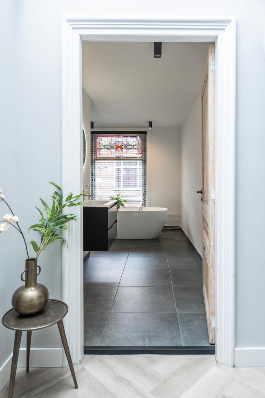 Xxl Loft With Bath Located Stadsvilla Tilburg Eksteriør billede