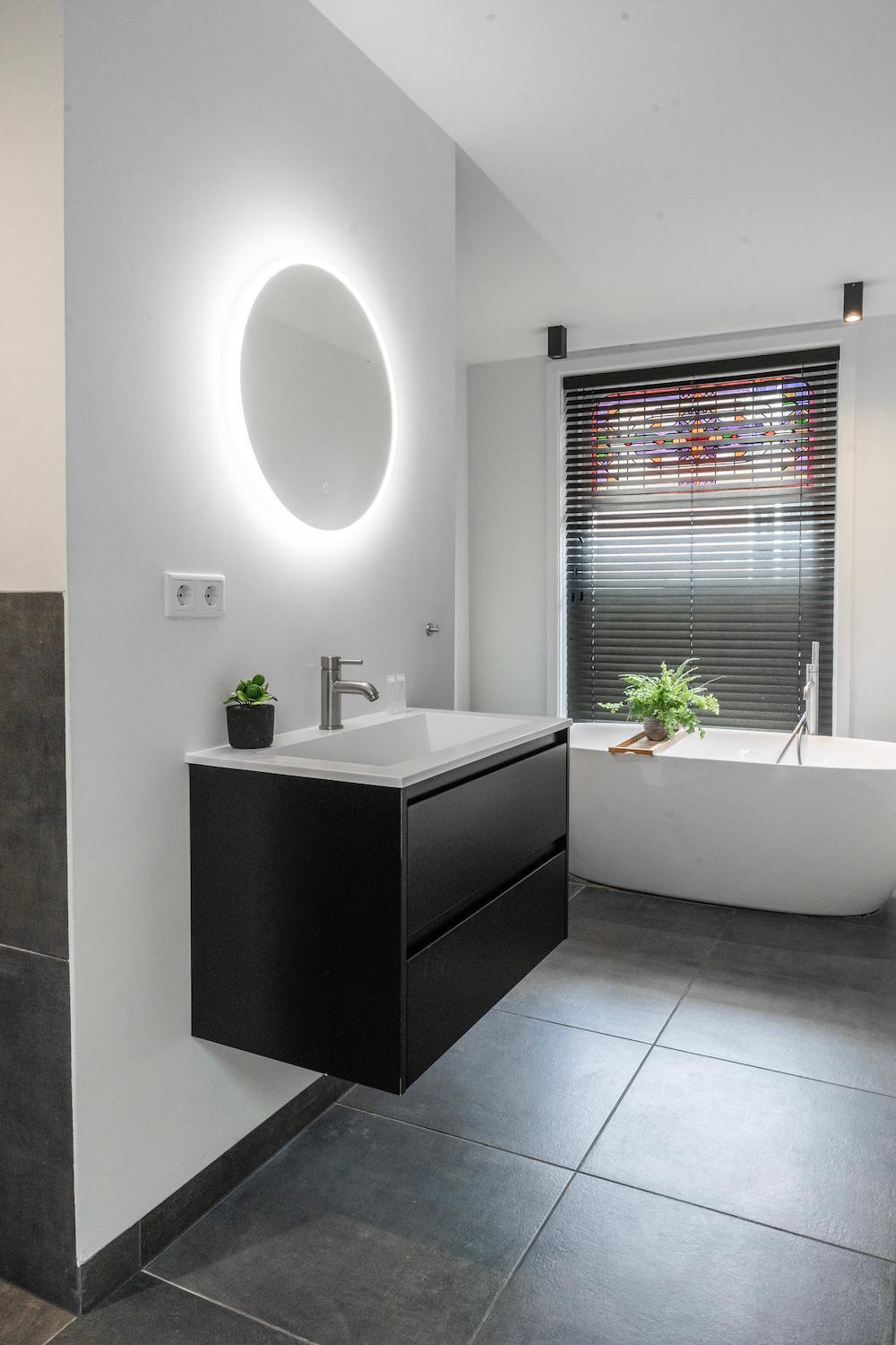 Xxl Loft With Bath Located Stadsvilla Tilburg Eksteriør billede