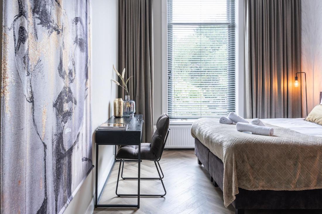 Xxl Loft With Bath Located Stadsvilla Tilburg Eksteriør billede