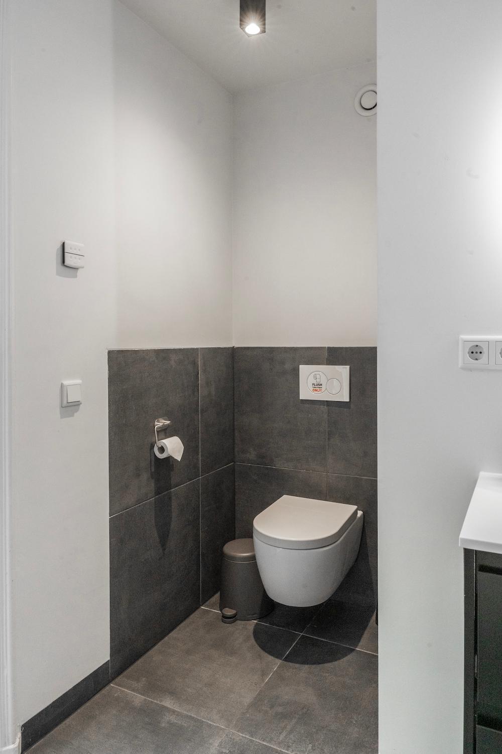 Xxl Loft With Bath Located Stadsvilla Tilburg Eksteriør billede